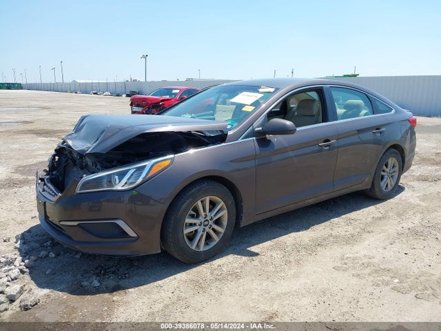 Hyundai Sonata 2017 5NPE24AF3HH568008 Image 2