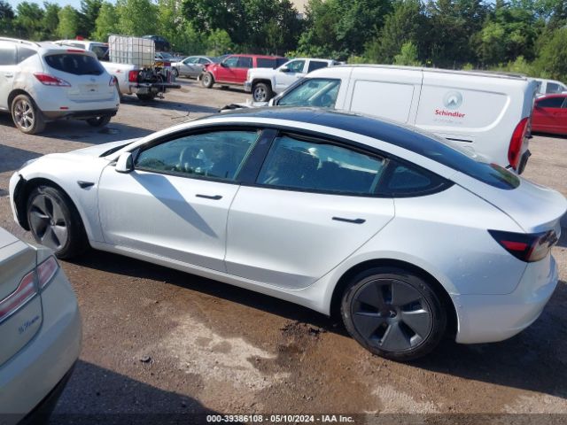 5YJ3E1EAXMF876975 Tesla Model 3 Standard Range Plus Rear-wheel Drive