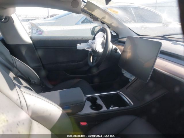 5YJ3E1EAXMF876975 Tesla Model 3 Standard Range Plus Rear-wheel Drive
