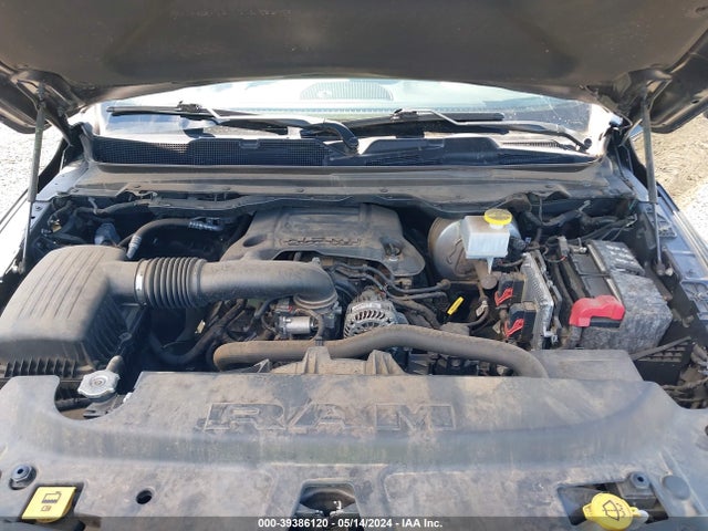 1C6SRFBT8KN915393 RAM 1500 Big Horn/lone Star Quad Cab 4x4 6'4 Box