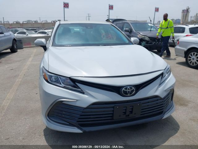 4T1C11AK2RU248641 Toyota CAMRY LE