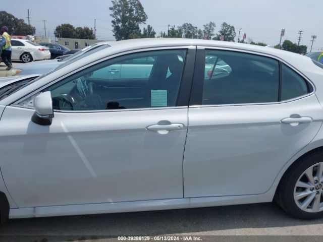 4T1C11AK2RU248641 Toyota CAMRY LE