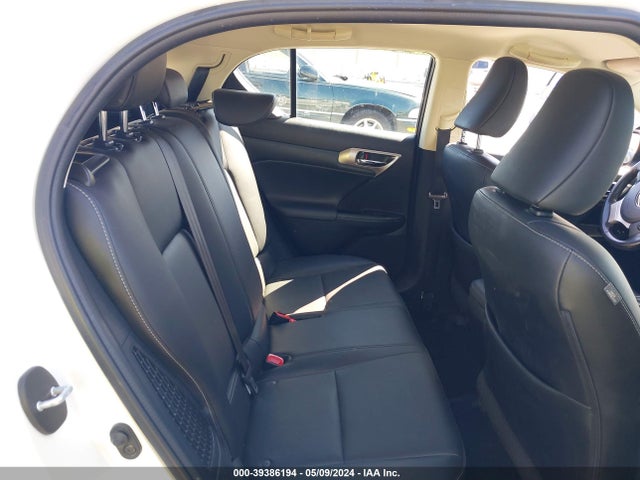 JTHKD5BH9G2255594 Lexus CT 200H