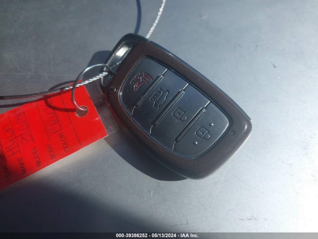 Hyundai Elantra Value Edition 2018 5NPD84LF8JH219679 Image 11