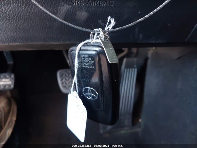 Toyota Camry 2018 4T1B11HK2JU515220 Image 25