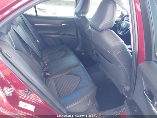 Toyota Camry 2018 4T1B11HK2JU515220 Image 22