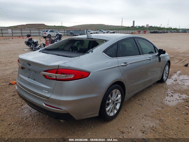 Ford FUSION SE 2020 3FA6P0HD4LR111089 Image 4