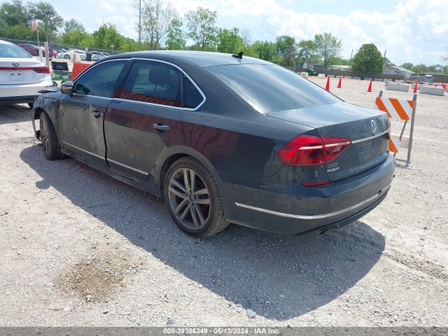 1VWDT7A39HC066886 Volkswagen Passat 1.8t R-line