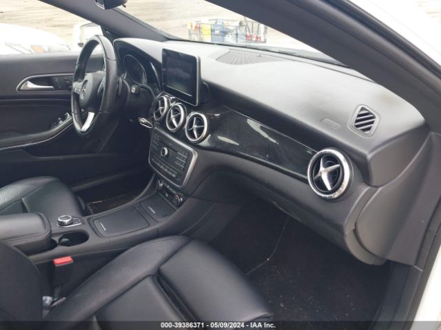 WDDSJ4GB9GN303849 Mercedes-Benz CLA 250 4MATIC