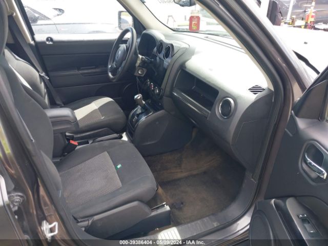 1C4NJPBA8GD710364 Jeep Patriot Sport
