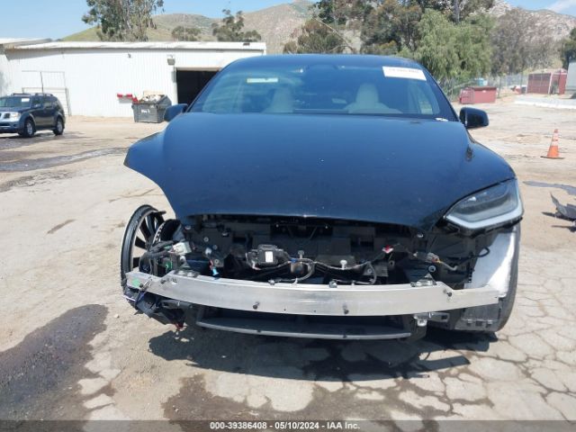 7SAXCBE66NF339386 Tesla Model X Plaid Tri Motor All-wheel Drive