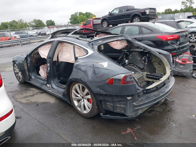 Tesla Model S 90d/p100d/p85d/p90d 2016 5YJSA1E49GF131530 Image 3