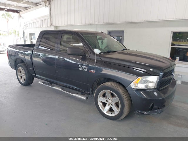 RAM 1500 2017 3C6RR6KT3HG542442 Image 1