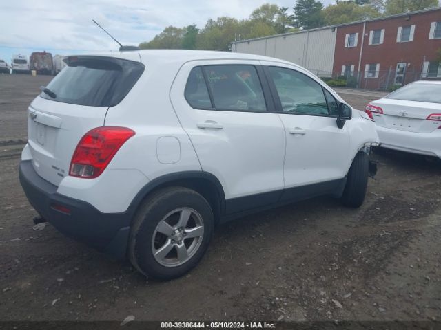 KL7CJPSB7FB077573 Chevrolet Trax 1ls
