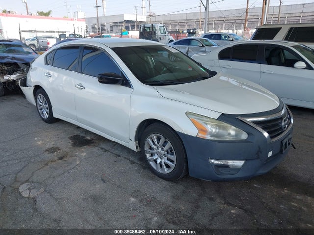 Nissan Altima 2.5 S 2014 1N4AL3AP0EN257054 головне зображення