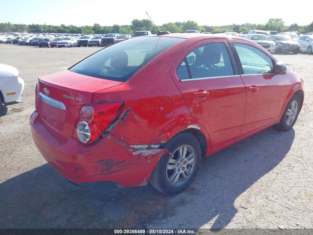 Chevrolet Sonic Lt Auto 2015 1G1JC5SH9F4216872 Image 4