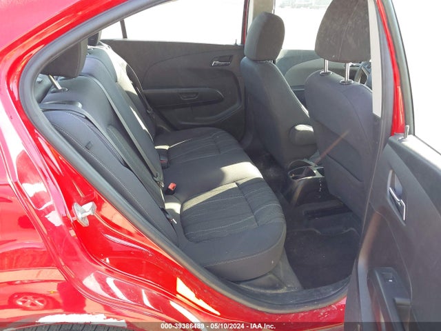Chevrolet Sonic Lt Auto 2015 1G1JC5SH9F4216872 Image 8