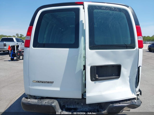 Chevrolet Express Cargo Rwd 2500 Regular Wheelbase Wt 2020 1GCWGAFP3L1163904 Image 17