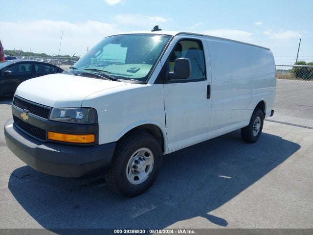 Chevrolet Express Cargo Rwd 2500 Regular Wheelbase Wt 2020 1GCWGAFP3L1163904 Image 2
