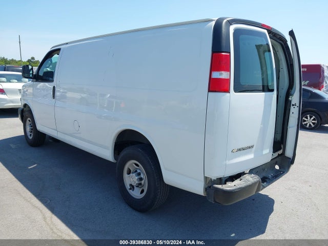 Chevrolet Express Cargo Rwd 2500 Regular Wheelbase Wt 2020 1GCWGAFP3L1163904 Image 3