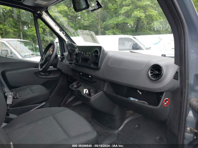 WD4PF0CD6KP058299 Mercedes-Benz Sprinter 2500 High Roof V6/standard Roof V6