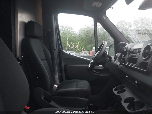 WD4PF0CD6KP058299 Mercedes-Benz Sprinter 2500 High Roof V6/standard Roof V6