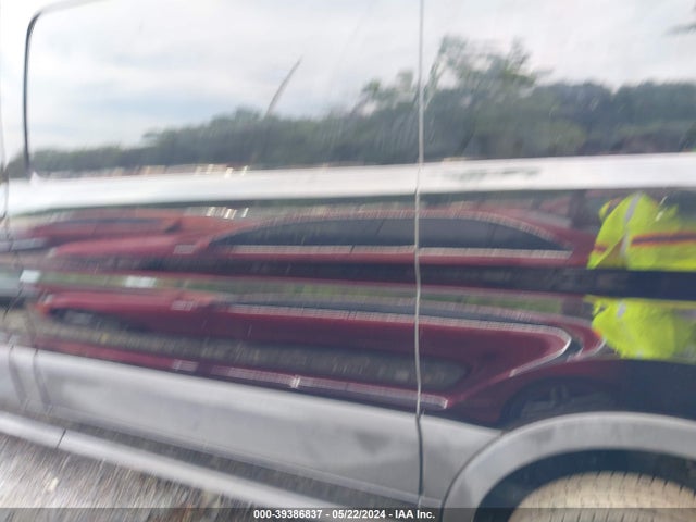Ford Transit-150 2020 1FTYE2Y83LKA27521 Image 14