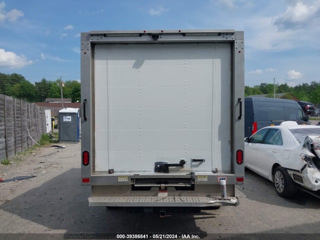 Ford Transit-350 Cab 2018 1FDBF8ZM7JKA90485 Image 16