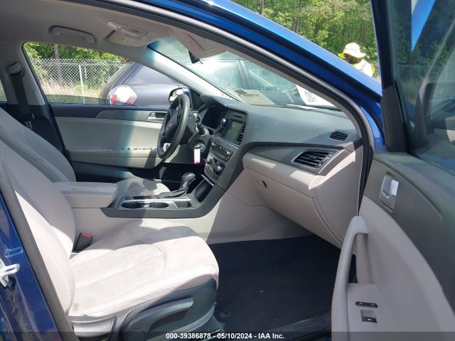 Hyundai SONATA SE 2016 5NPE24AF6GH260331 Image 5