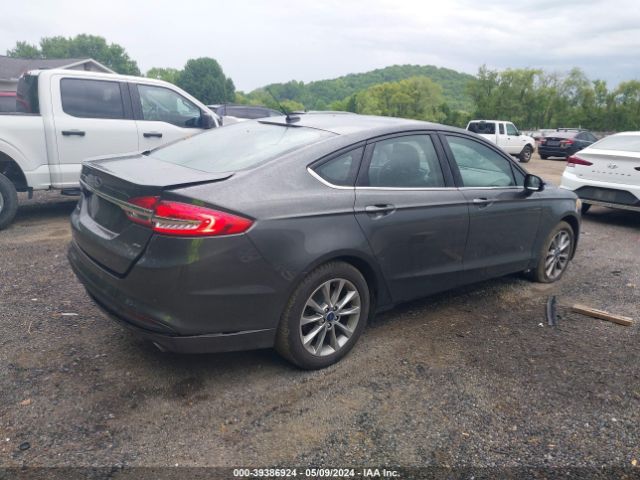 3FA6P0H76HR390580 Ford FUSION SE