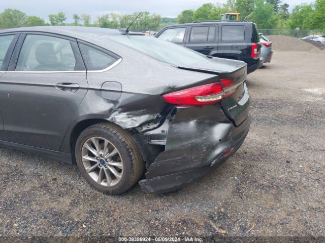 3FA6P0H76HR390580 Ford FUSION SE