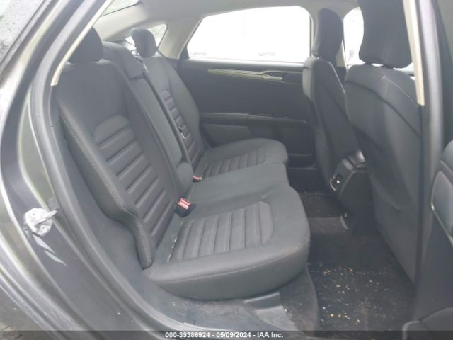 3FA6P0H76HR390580 Ford FUSION SE