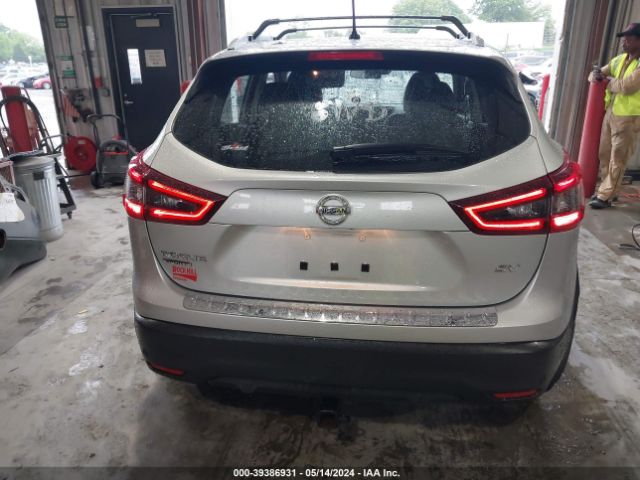 JN1BJ1BVXMW300557 Nissan Rogue Sport Sv Fwd Xtronic Cvt