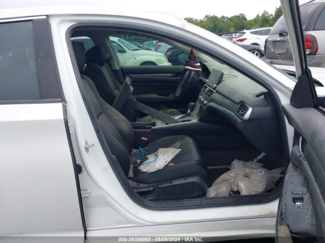 1HGCV1F19LA084582 Honda ACCORD LX