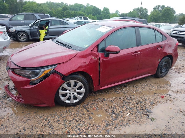 Toyota COROLLA LE 2022 5YFEPMAE8NP275793 Image 2