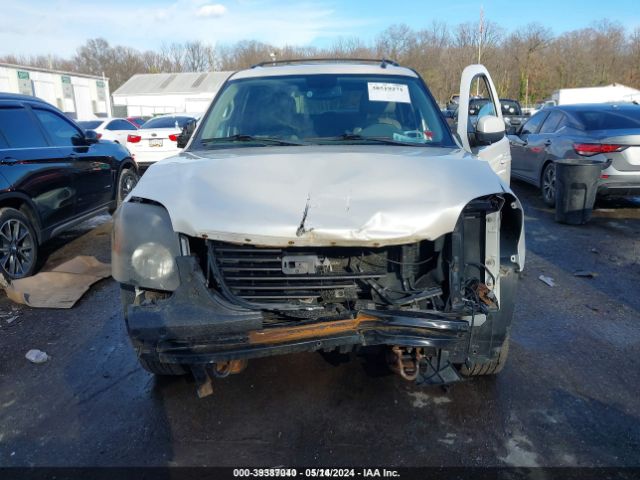 2011 GMC YUKON XL 1500 1GKS2KE39BR301127 Photo 5