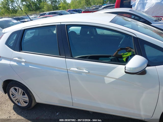 Honda FIT LX 2020 3HGGK5H44LM704783 Image 13