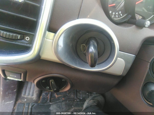 2013 PORSCHE CAYENNE WP1AC2A24DLA93163 Photo 10