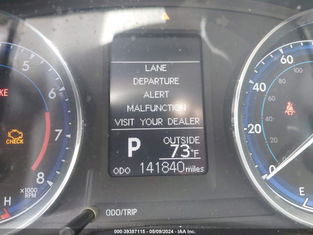 Toyota COROLLA LE 2017 2T1BURHE9HC944012 Image 7