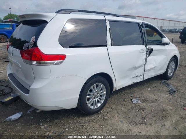 5TDYK3DC9ES463763 Toyota Sienna Xle V6 8 Passenger