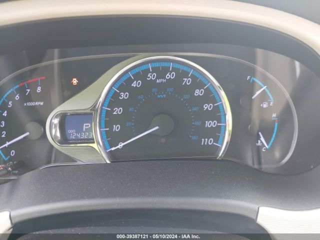 5TDYK3DC9ES463763 Toyota Sienna Xle V6 8 Passenger