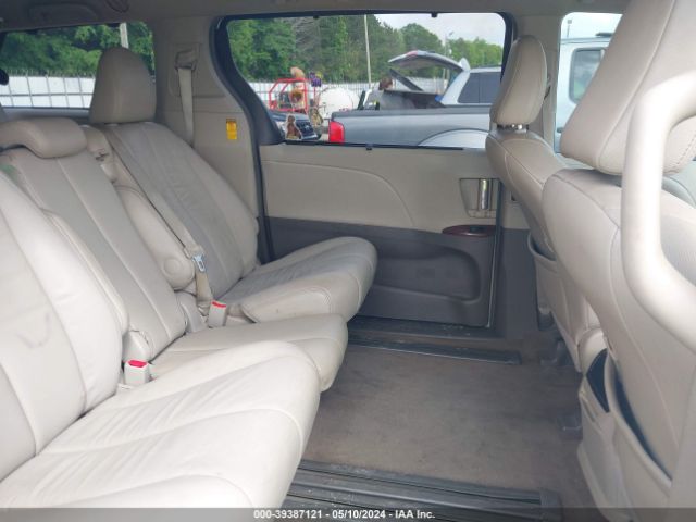 5TDYK3DC9ES463763 Toyota Sienna Xle V6 8 Passenger