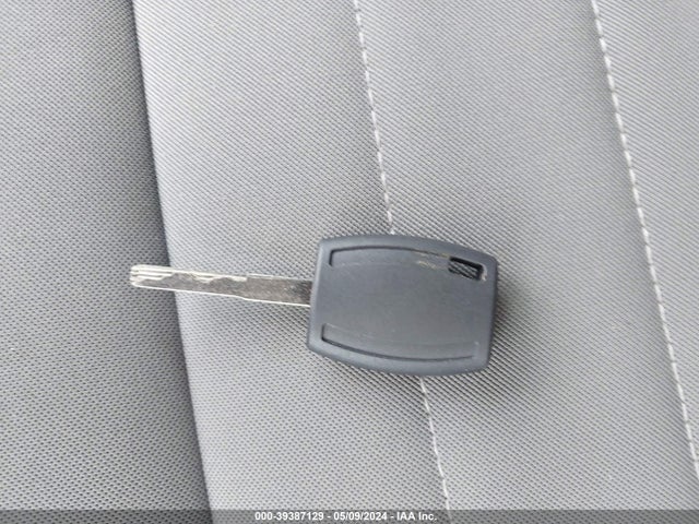 Ford ESCAPE SE 2016 1FMCU9GX3GUB43080 Image 11