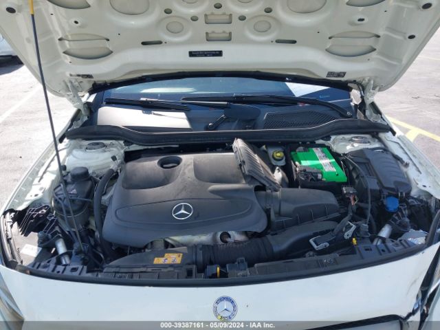 WDCTG4GB9HJ335040 Mercedes-Benz Gla 250 4matic