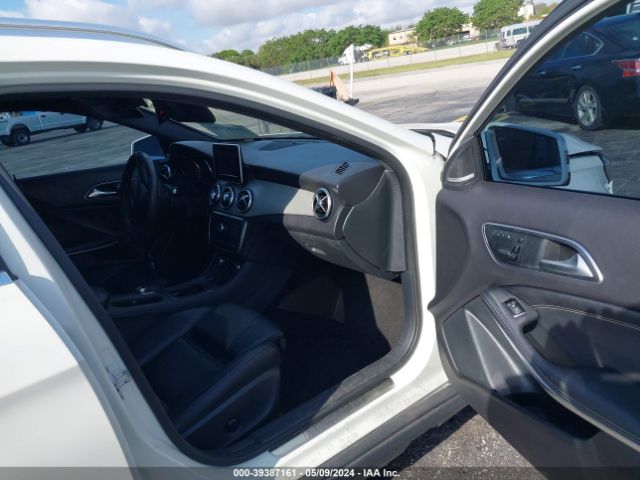 WDCTG4GB9HJ335040 Mercedes-Benz Gla 250 4matic