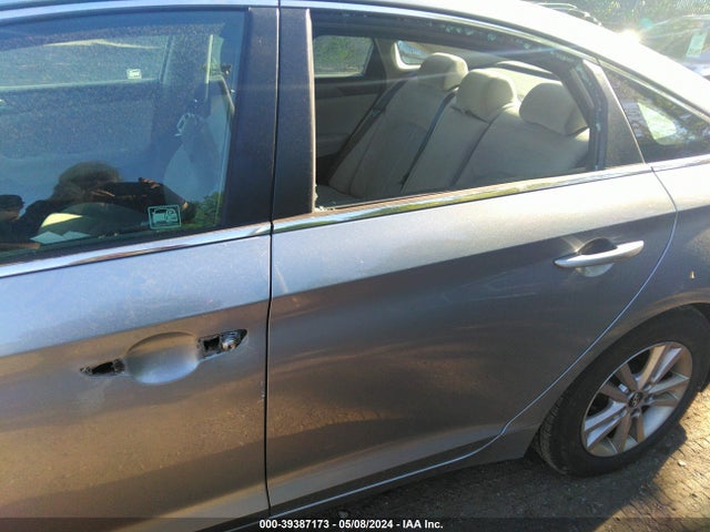 Hyundai SONATA SE 2015 5NPE24AF1FH129094 Image 6