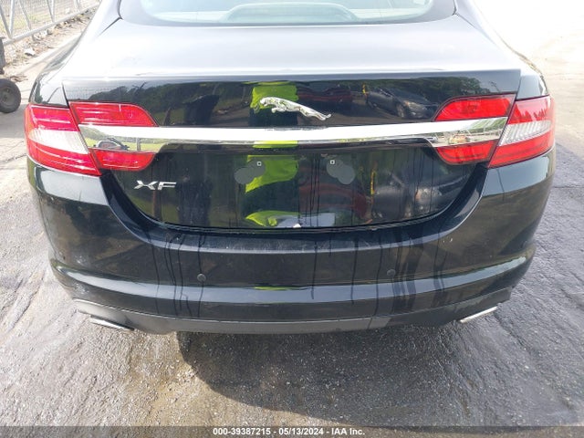 2012 JAGUAR XF SAJWA0FB1CLS25242 Photo 5