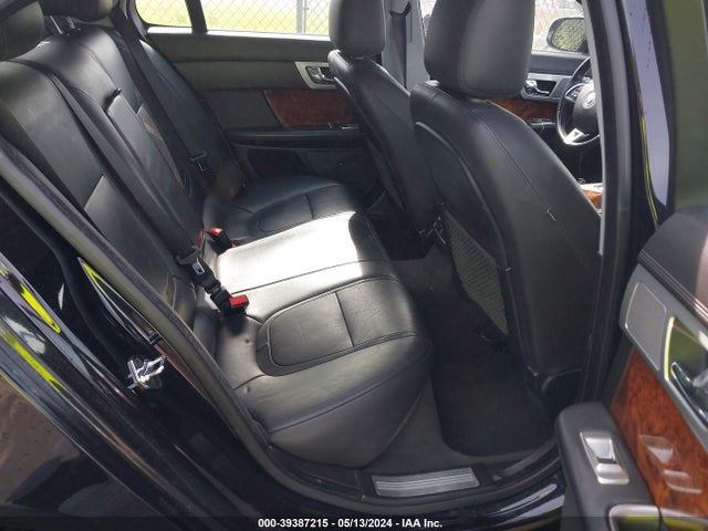 2012 JAGUAR XF SAJWA0FB1CLS25242 Photo 7