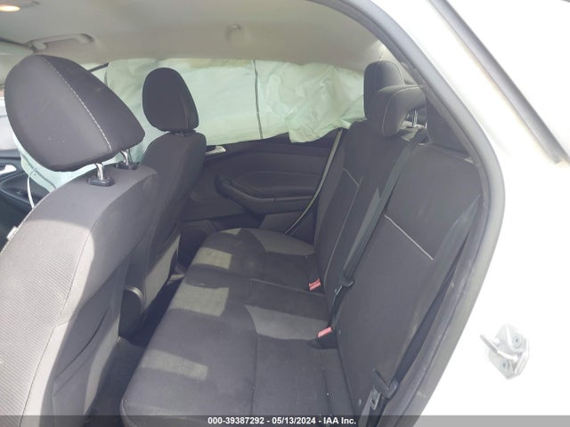 Ford FOCUS SE 2014 1FADP3F28EL282035 Image 8