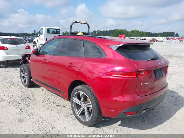 2017 JAGUAR F-PACE SADCL2BN8HA089240 Photo 2